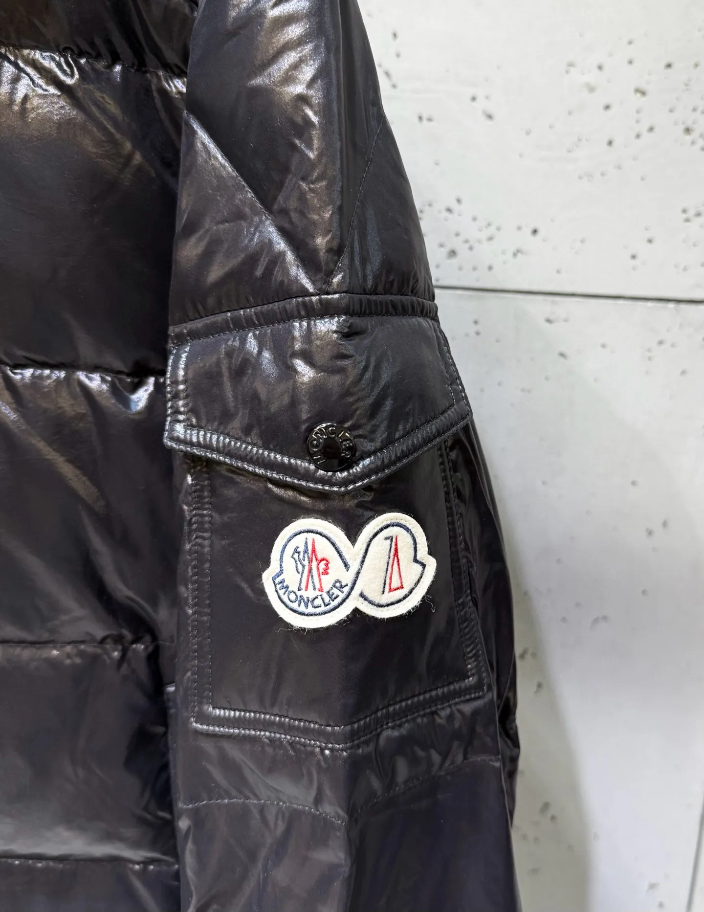 P390 2026 New Arrival 。 Premium ， 90 Classic Logo ， ， ，Lightweight ， ， ！ ， ！ ， ， ， 。 ， ， ， ， ， 。 ！ Same Style Series！Sizes：M-3XL